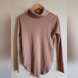 Aritzia Babaton Cowlneck Sweater